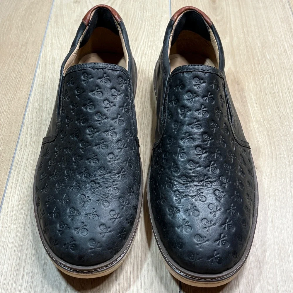 Johnston & Murphy McGuffey Mens Black Leather Skull Embossed Slip On Shoes 12W